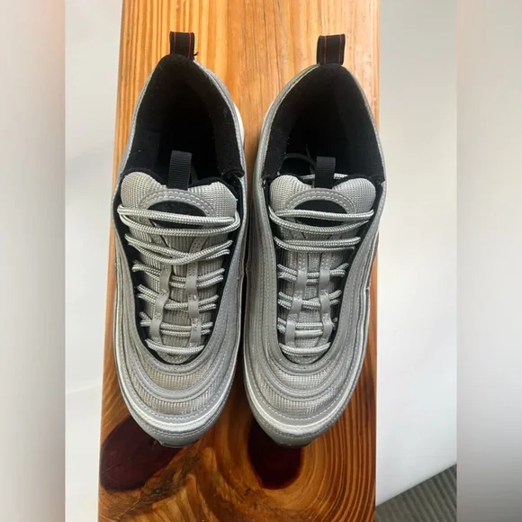 Nike Air Max 97 OG Silver Bullets - Picture 3 of 4